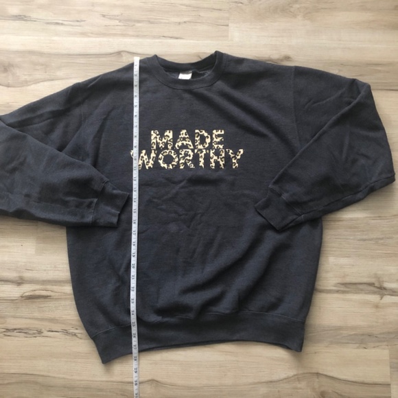 MADE WORTHY Leopard Print Grey Crewneck - Picture 2 of 7